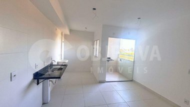 apartment em Rua Nicolau Alves de Brito, Laranjeiras - Uberlândia - MG