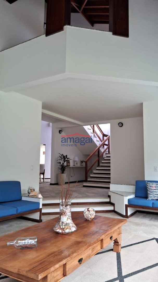 076900a4-6821-438e-8675-f3eec0634eea