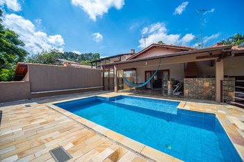 house em Rua São Fernando, Jardim do Golf I - Jandira - SP