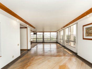 apartment em Rua Angelina Maffei Vita, Jardim Europa - São Paulo - SP