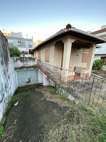 house em Rua Doutor Eduardo Pinto de Morais, Passo D'Areia - Santa Maria - RS