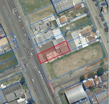 industrial em Avenida Marechal Floriano Peixoto, Boqueirão - Curitiba - PR