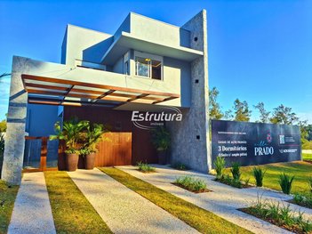 house em Estrada Municipal Silvio Schirmer, Camobi - Santa Maria - RS