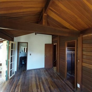 house em Estrada União e Indústria, Nogueira - Petrópolis - RJ
