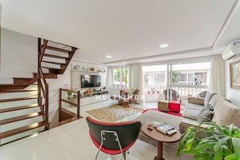 house em Avenida Coronel Marcos, Pedra Redonda - Porto Alegre - RS