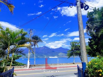 house em Avenida Doutor Manoel Hipólito do Rego, Praia do Arrastão - São Sebastião - SP