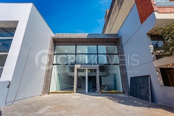 business em Joao Wallig, Passo da Areia - Porto Alegre - RS