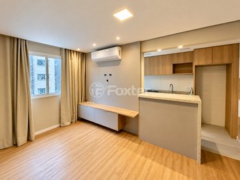 apartment em Rua Doutor Carlos Renato R. Fonseca, Jardim Sabará - Porto Alegre - RS