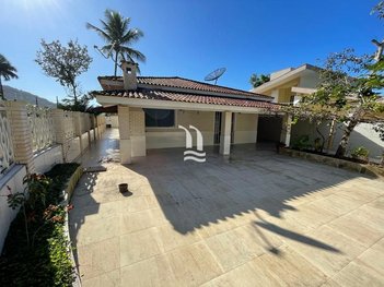 house em Rua Rosas, Lagoinha - Ubatuba - SP