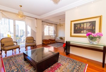 apartment em Rua Buenos Aires, Batel - Curitiba - PR