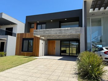 house em Avenida Paraguassu, Centro - Xangri-Lá - RS