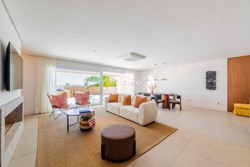 apartment em Rua Maracá, Vila Assunção - Porto Alegre - RS
