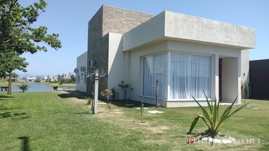 house em Avenida Diamante, Rainha do Mar - Xangri-Lá - RS