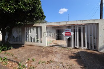 house em Rua Manoel Barbosa da Fonseca Filho, Califórnia - Londrina - PR