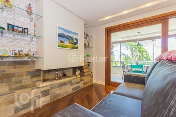 apartment em Rua Pedro Chaves Barcelos, Mont Serrat - Porto Alegre - RS
