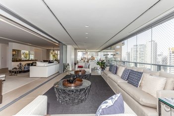 apartment em Avenida Hélio Pellegrino, Vila Nova Conceição - São Paulo - SP
