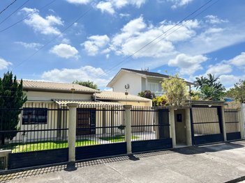 house em Rua São Bonifácio, Universitário - Criciúma - SC