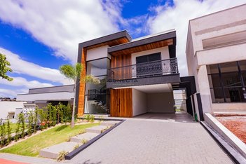 house em Rua Nelson Brunelli, Conjunto Habitacional Alexandre Urbanas - Londrina - PR