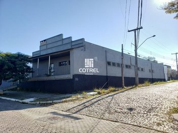 business em Avenida Fernando Ferrari, Nossa Senhora de Lourdes - Santa Maria - RS