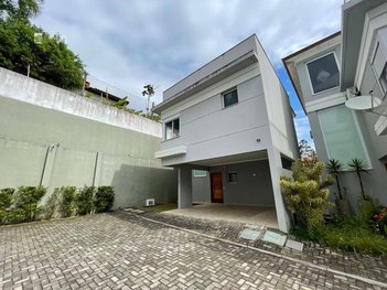 house em Avenida Hélio Borenstein, Vila Oliveira - Mogi das Cruzes - SP