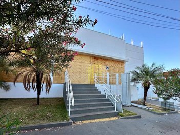 commercial_building em Avenida Danilo Galeazzi, Jardim Seyon - São José do Rio Preto - SP