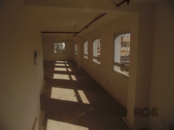 office em Eudoro Berlink, Auxiliadora - Porto Alegre - RS