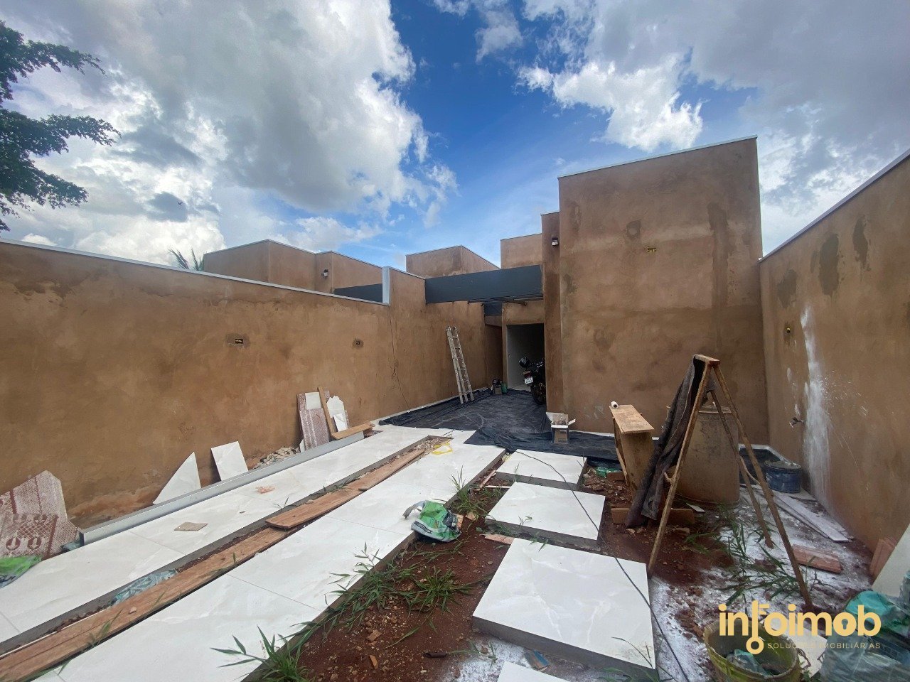 WhatsApp Image 2025-12-03 at 16.00