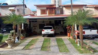 house em Rua Los Angeles, Jardim Califórnia - Jacareí - SP