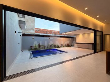 house em Avenida Vereador Carlito Cordeiro, Jardim Botânico - Uberlândia - MG
