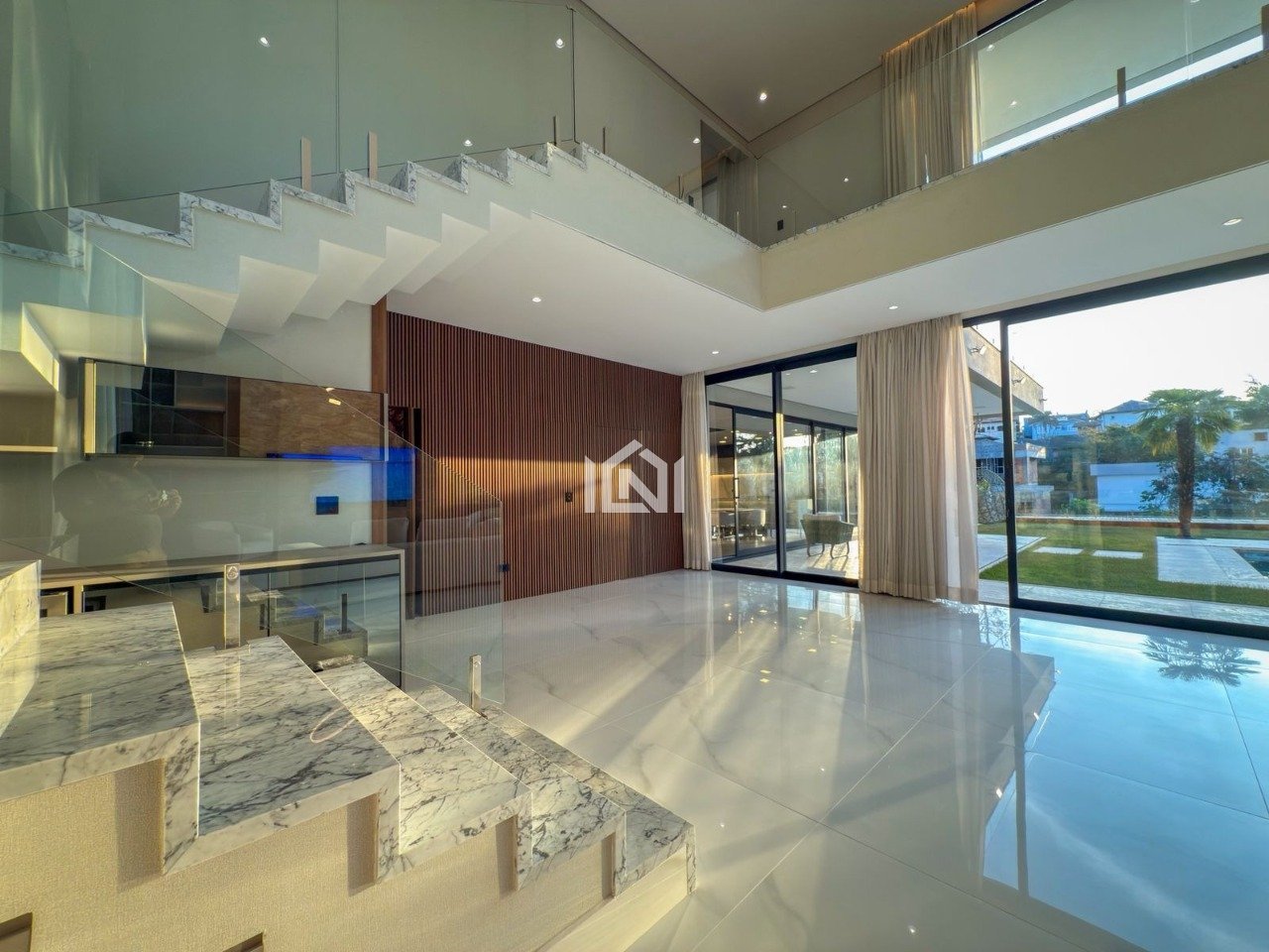 casa a venda no condominio sao paulo || -  sala de estar