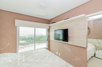 apartment em Rua Valdir Antônio Lopes, Três Figueiras - Porto Alegre - RS