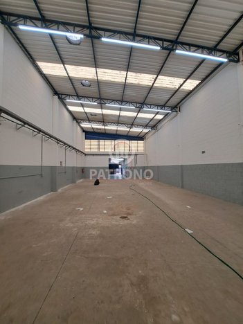 industrial em Rua Galatea, Carandiru - São Paulo - SP