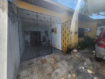 house em Avenida José Leon, Parque Manibura - Fortaleza - CE