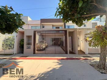 house em Rua Dinah Silveira de Queiroz, Praia dos Amores - Balneário Camboriú - SC