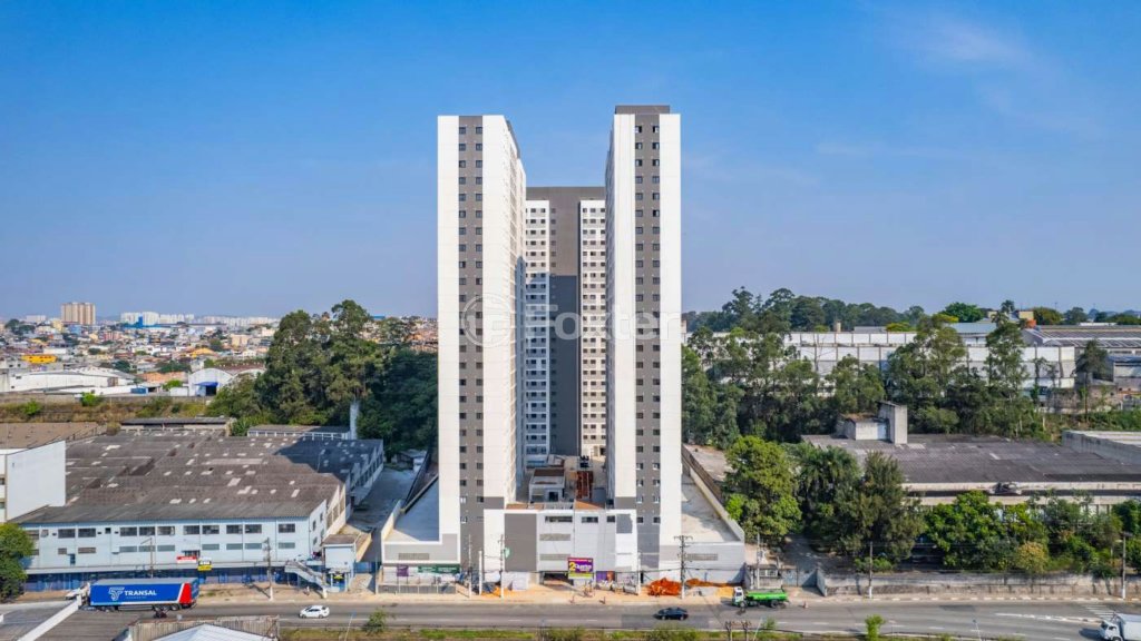 predio-de-apartamentos-moderno-em-construcao.jpeg