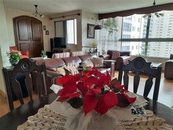 apartment em Rua Vieira de Morais, Campo Belo - São Paulo - SP