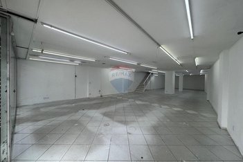 commercial_building em Rua Laudelino de Aguiar, Recreio dos Bandeirantes - Rio de Janeiro - RJ