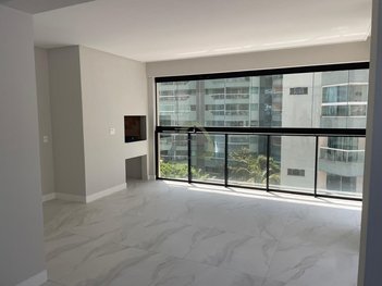 apartment em Rua 317, Meia Praia - Itapema - SC