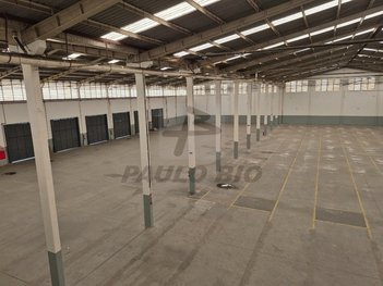 industrial em Rua Guaporé, Vila Izinha - Guarulhos - SP