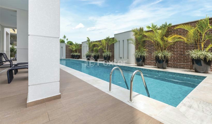 piscina-com-paisagismo-tropical