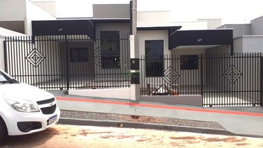 house em Rua Elpídio Ignácio Simões, Conjunto Habitacional José Garcia Molina - Londrina - PR