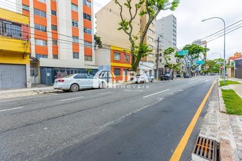 apartment em Rua Doutor Faivre, Centro - Curitiba - PR