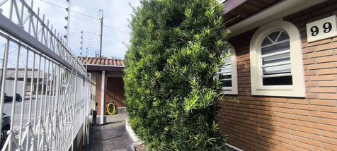 house em Rua Marques de Rabico, Vila Odete - Taubaté - SP