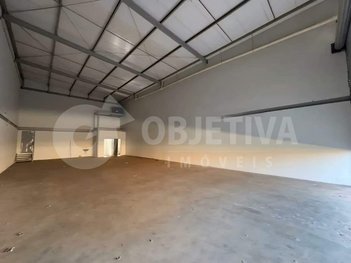 industrial em Avenida João Naves de Ávila, Santa Mônica - Uberlândia - MG