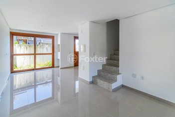 house em Rua Manoel Fernandes, Guarujá - Porto Alegre - RS