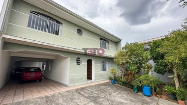 house em Rua Professor Oscar Martins Gomes, Xaxim - Curitiba - PR