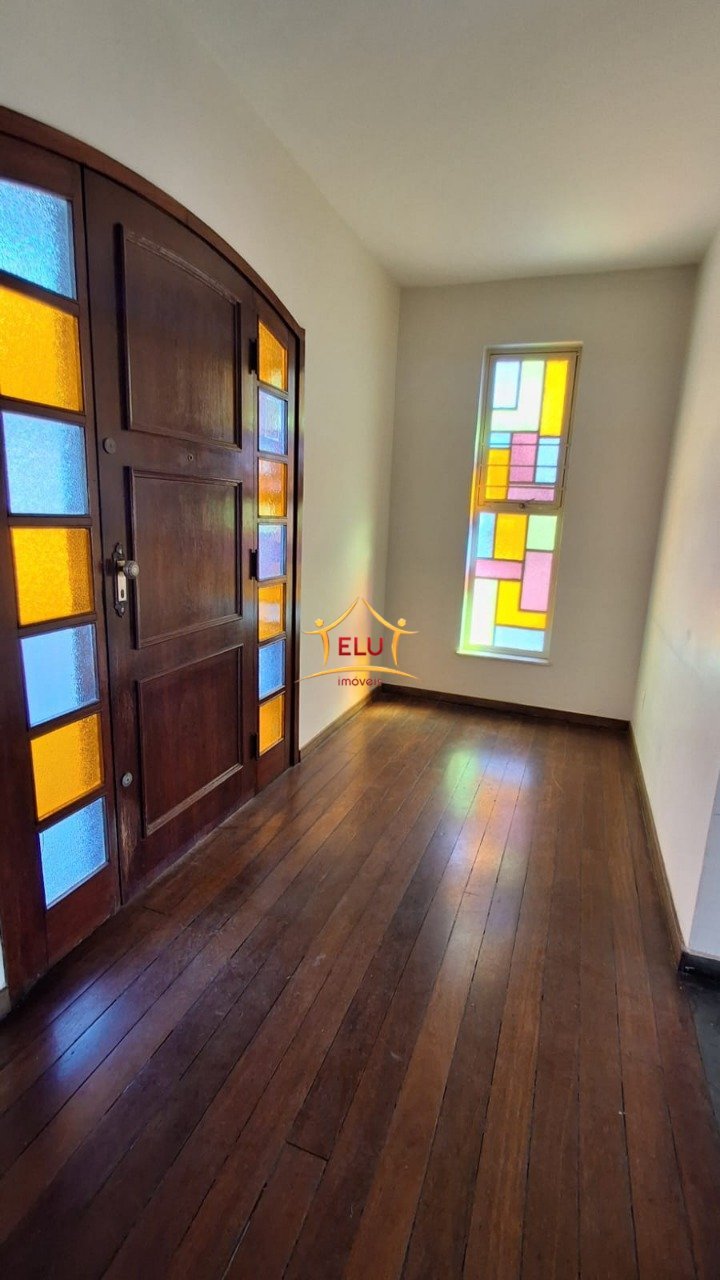 Casa com 4 quartos — Ouro Preto, Belo Horizonte