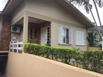 house em Olecio Cavedini, Espírito Santo - Porto Alegre - RS