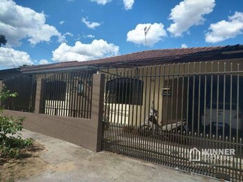 house em Rua Ivaldir Mazzia, Conjunto Habitacional Requião - Maringá - PR