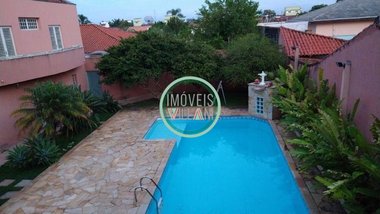 house em Avenida Roberto Lopes Leal, Jardim Santa Maria - Jacareí - SP